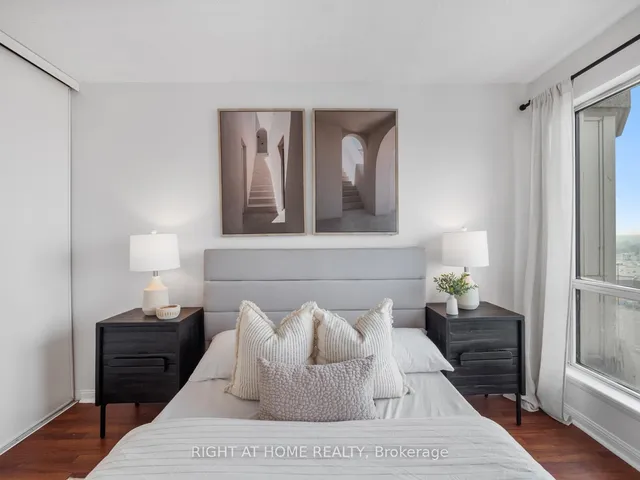 Additional image 18 of 18 Lee Centre Dr Unit 2013