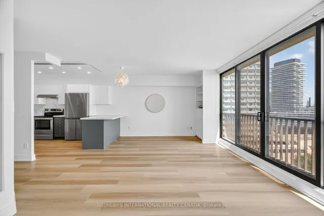 Additional image 19 of 33 Harbour Sq Unit 1423