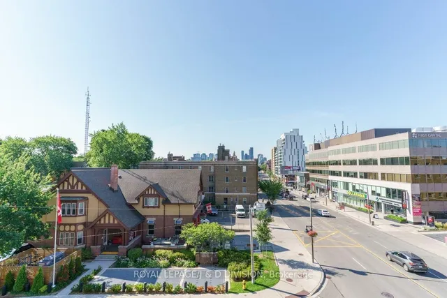 Additional image 31 of 18 Wanless Ave Unit 404