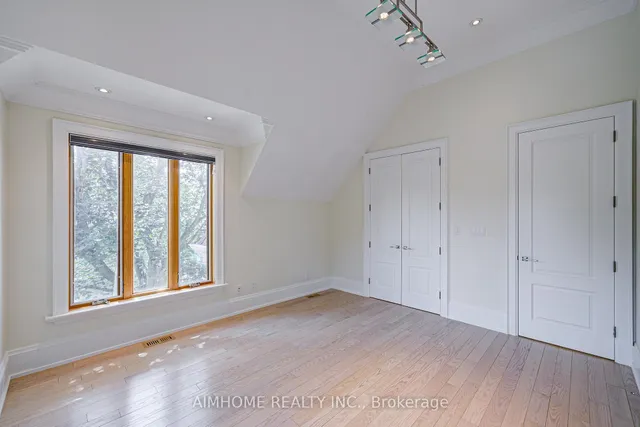 Additional image 26 of 16 Winlock Park