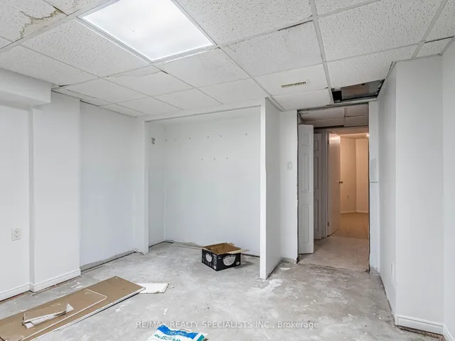 Additional image 40 of 5946 Mersey St