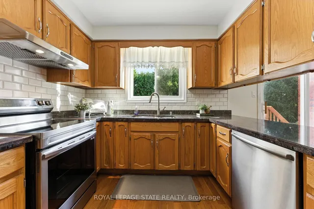 Additional image 11 of 286 LLOYMINN Ave