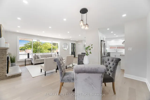 Additional image 12 of 718 Royal York Rd