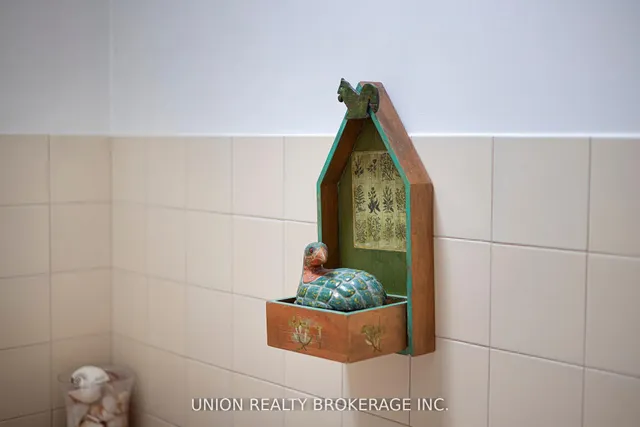 Additional image 28 of 32B Victoria Park Ave