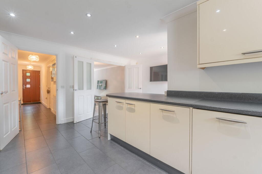 Additional image 7 of Prudden Close, Walkwood, Redditch