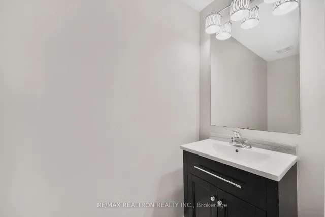 Additional image 36 of 607 Staines Rd