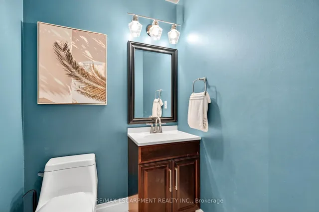 Additional image 8 of 2 Newell Crt