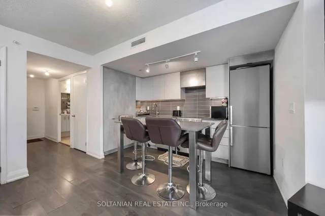 Additional image 8 of 30 Gibbs Rd Unit 1307