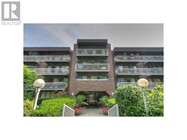 1xx 1655 NELSON STREET|Vancouver, British Columbia V6G1M4