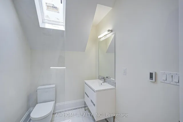 Additional image 28 of 16 Winlock Park