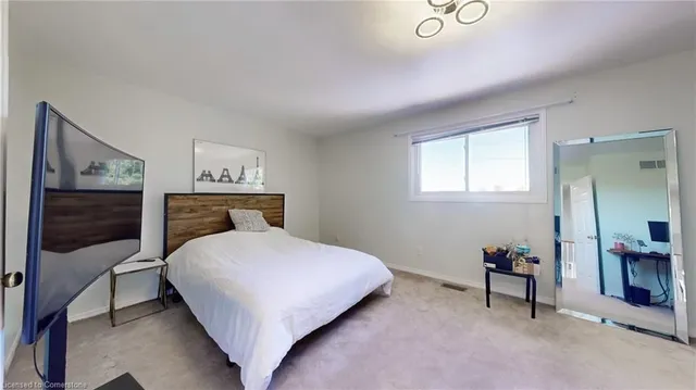 Additional image 21 of 183 Alderlea Ave