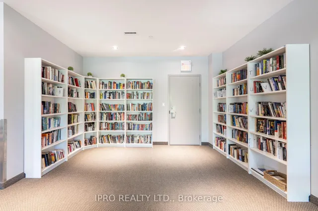 Additional image 31 of 33 Whitmer St Unit 112