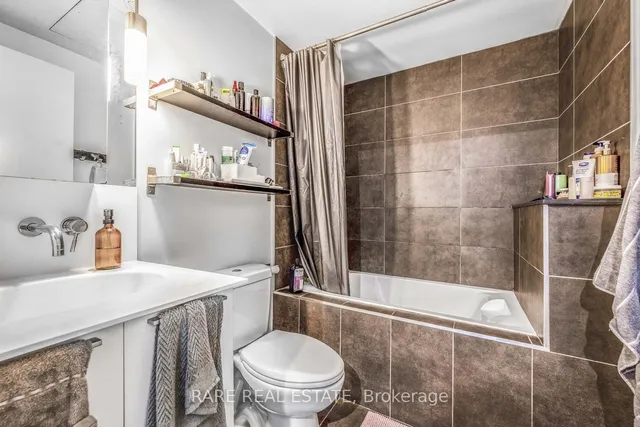 Additional image 22 of 650 King St Unit 701