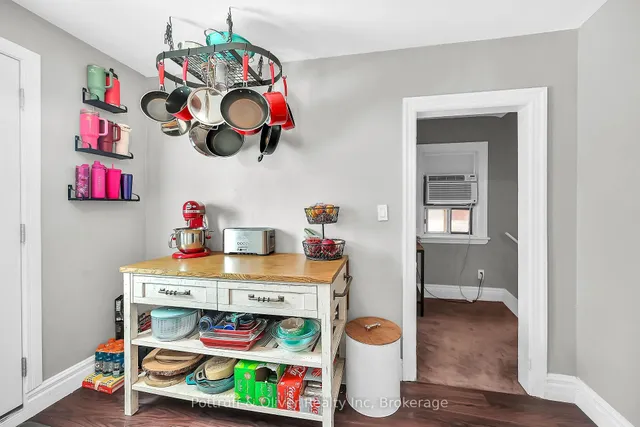 Additional image 16 of 49 EAST BEND Ave