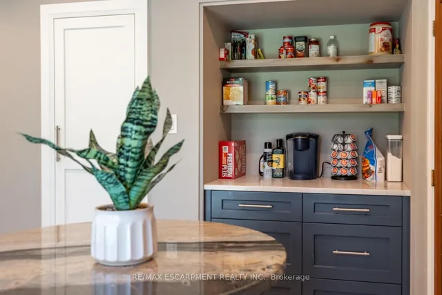 Additional image 19 of 2172 CENTRE Rd