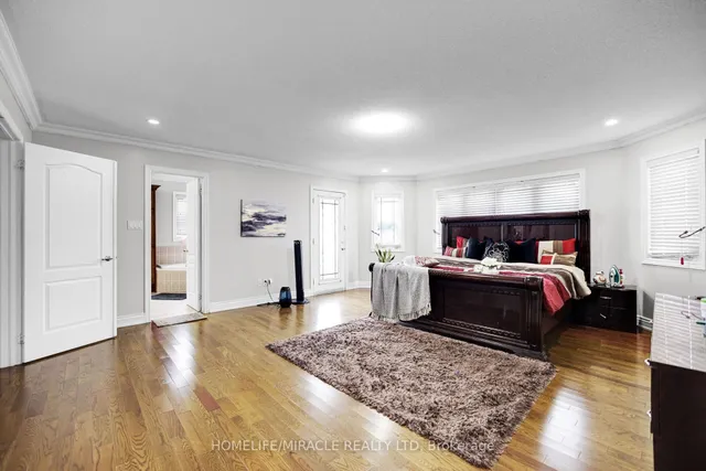 Additional image 23 of 628 Twain Ave