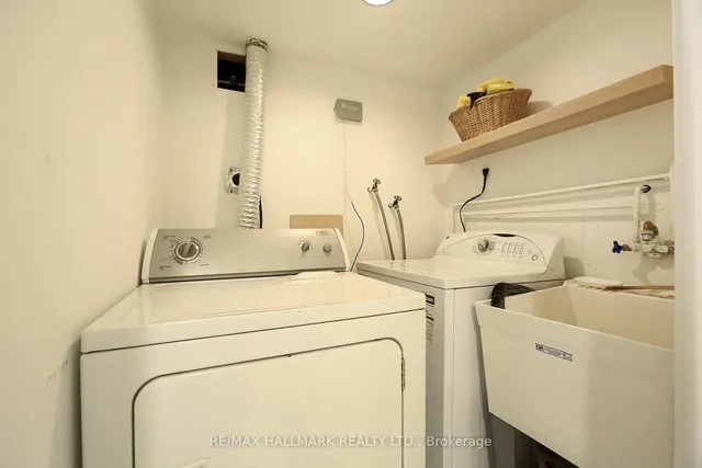 Additional image 33 of 38 Santa Barbara Rd