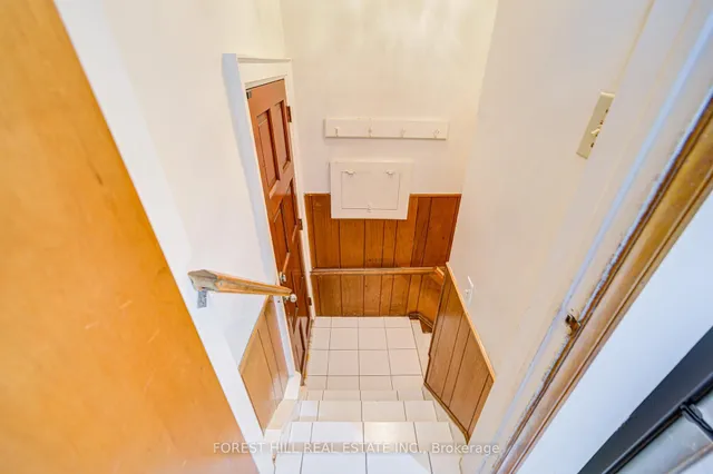 Additional image 16 of 8 Norman Ave