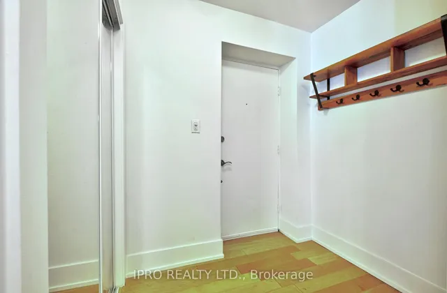 Additional image 4 of 2603 Bathurst St Unit 101