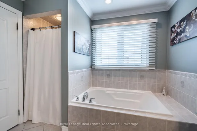 Additional image 30 of 16 Sandyside Cres