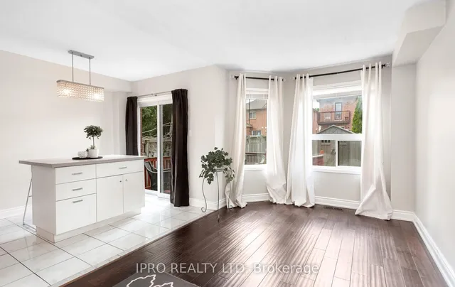 Additional image 13 of 116 Lake Louise Dr