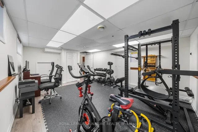 Additional image 29 of 136 Overland Dr