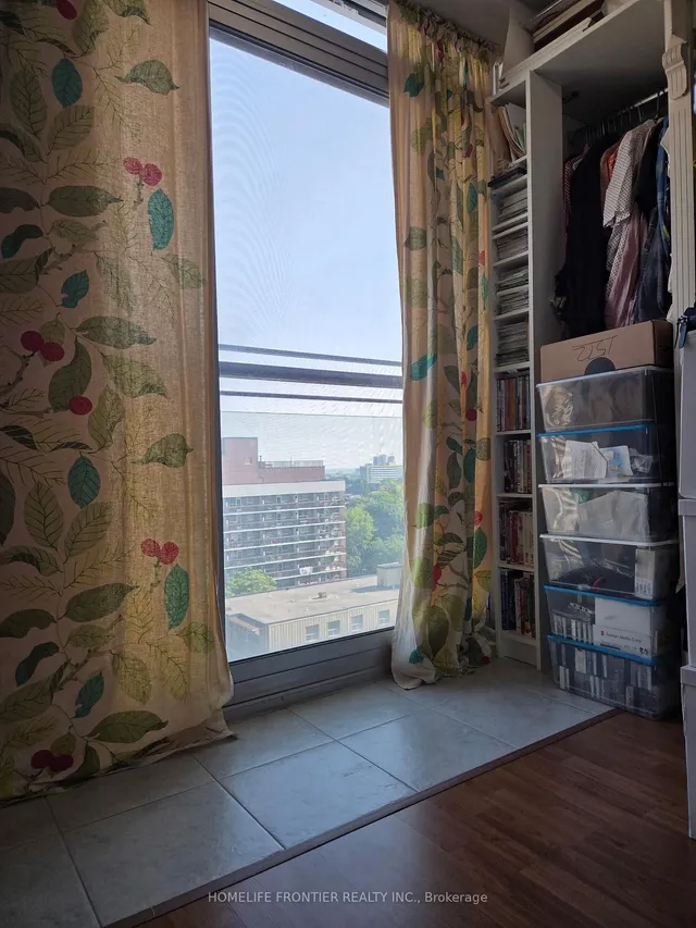 Additional image 18 of 15 Maplewood Ave Unit 911