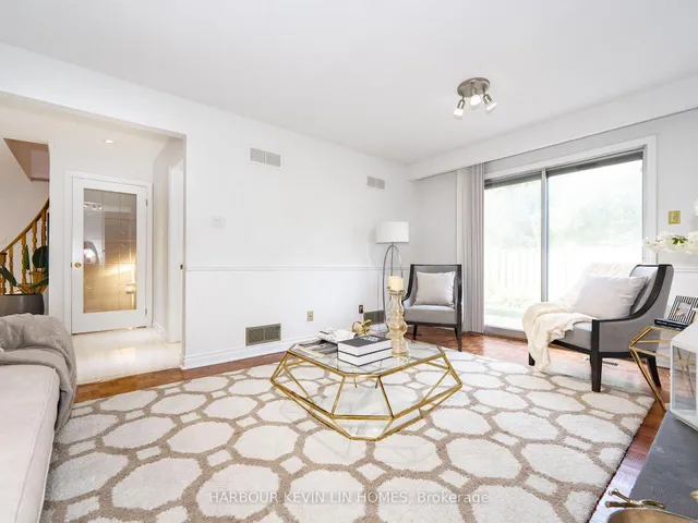 Additional image 21 of 18 Whitman St