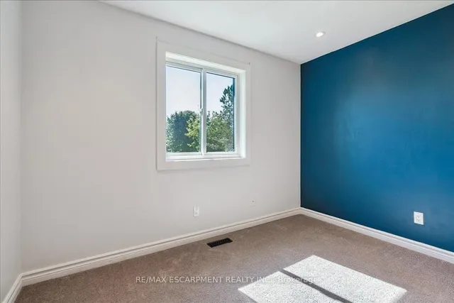 Additional image 15 of 6550 Sinclairville Rd