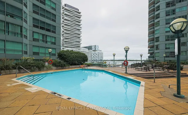 Additional image 35 of 10 Queens Quay Unit 706
