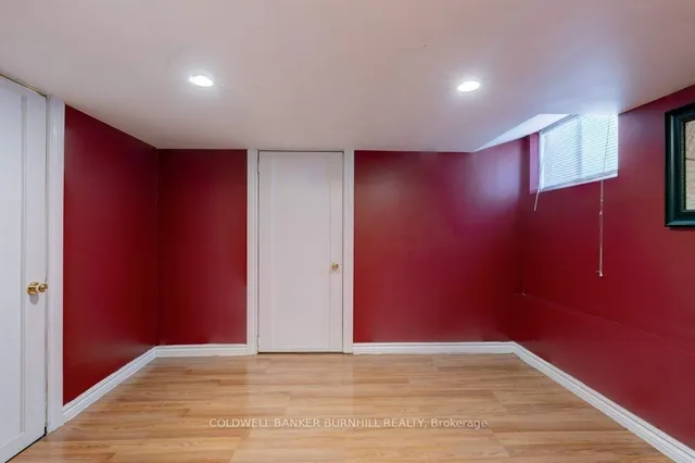 Additional image 41 of 27 Pinewoods Dr