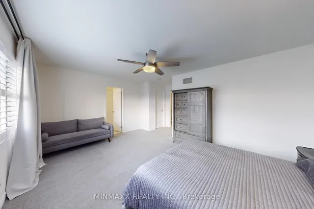 Additional image 30 of 107 Locker Pl