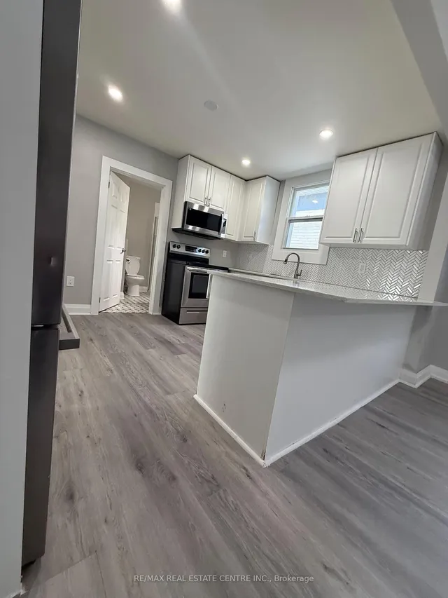 Additional image 10 of 266 Beach Rd Unit UPPER