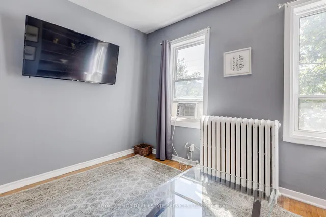 Additional image 19 of 10 Follis Ave