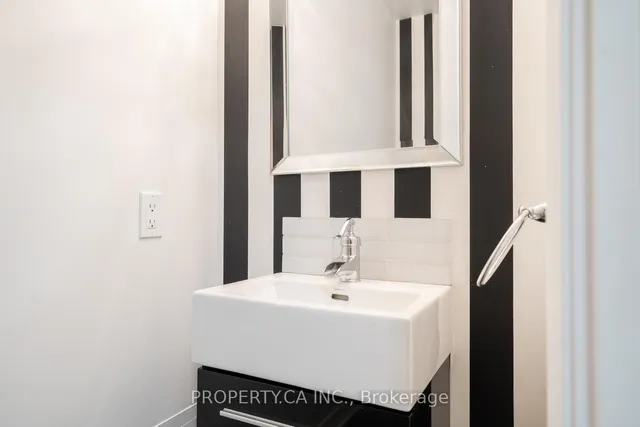 Additional image 11 of 2111 Lakeshore Blvd Unit 105