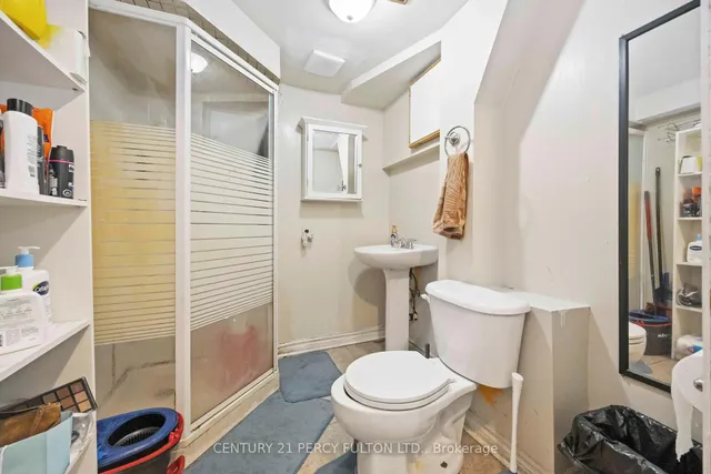 Additional image 14 of 17 Woodsview Ave