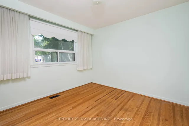 Additional image 18 of 11 Drury Lane