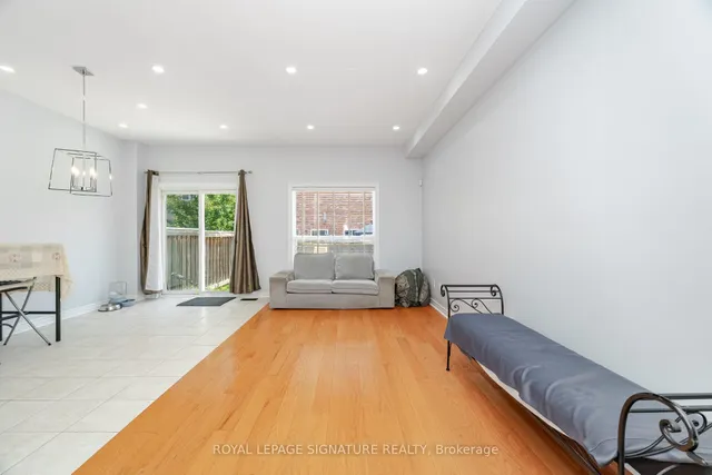 Additional image 10 of 443 Comiskey Cres