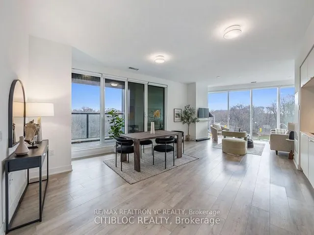 585 Bloor St Unit 317