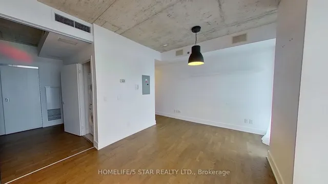 Additional image 5 of 630 QUEEN St Unit 603