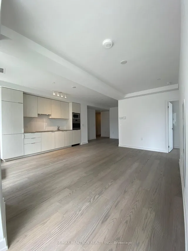 Additional image 4 of 11 Wellesley St Unit 607