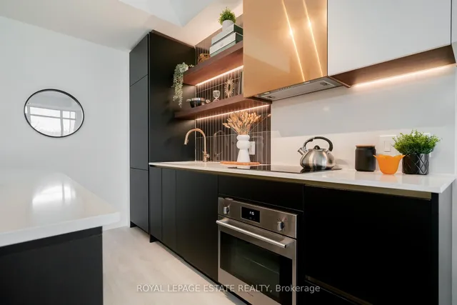 Additional image 8 of 1285 Queen St Unit 404