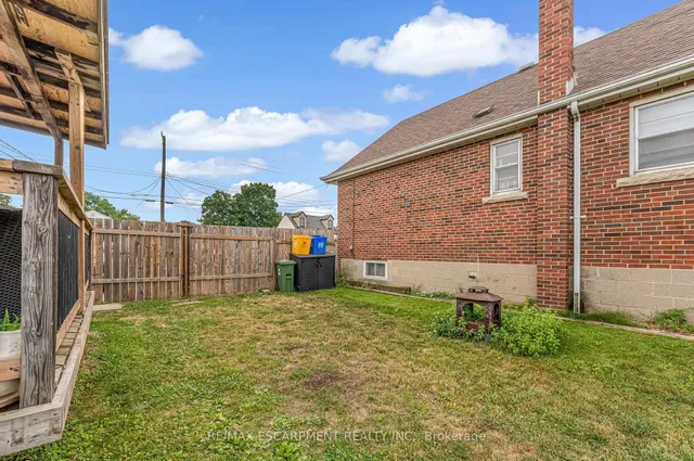 Additional image 10 of 588 Cochrane Rd