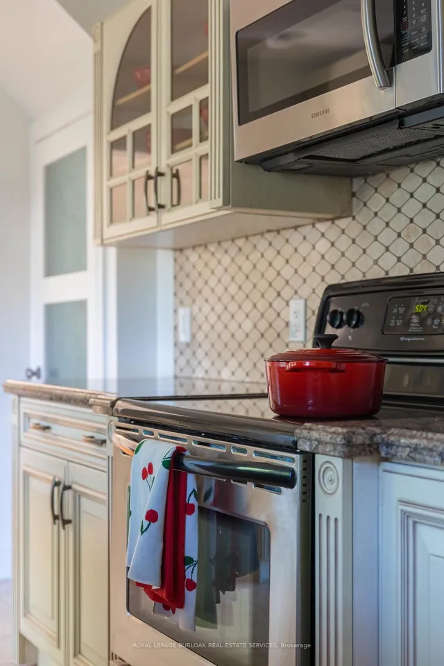 Additional image 12 of 116 1st St