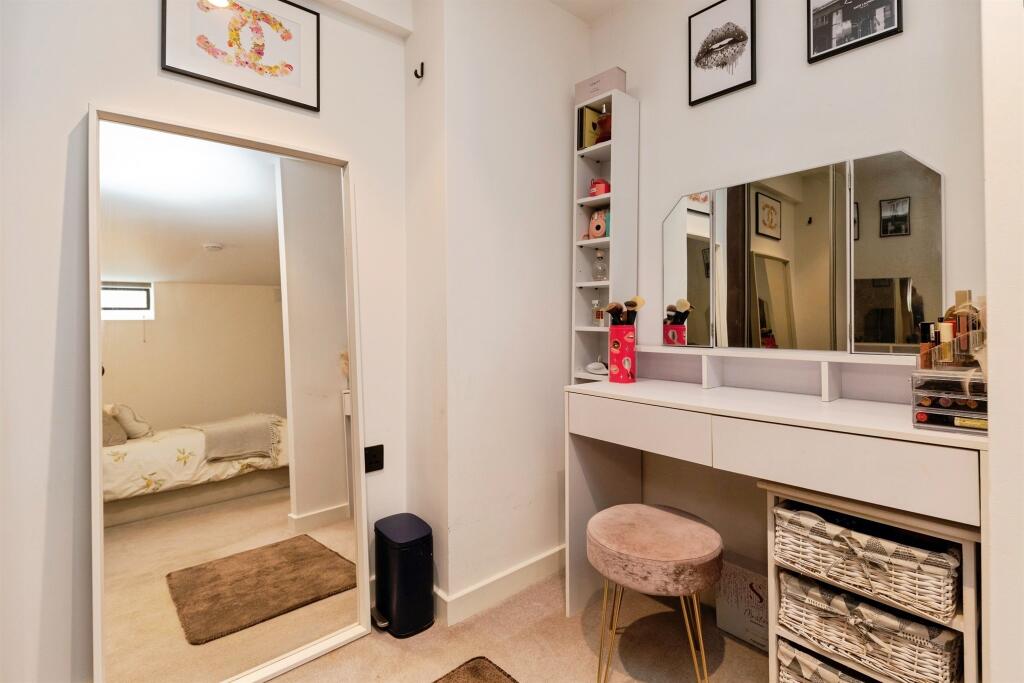 Additional image 10 of Broadwater Road, Welwyn Garden City