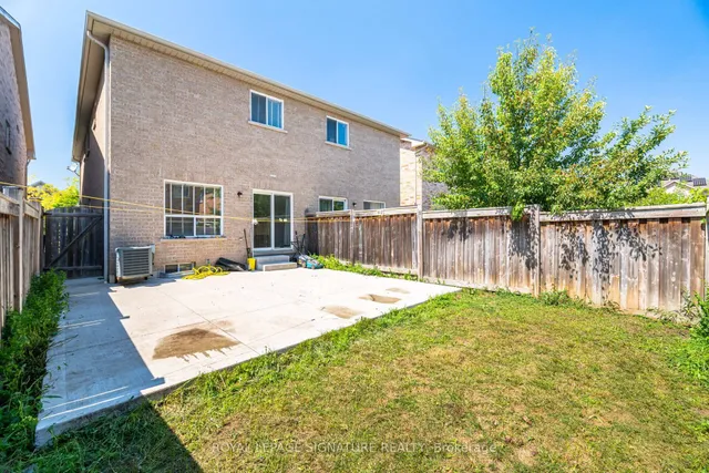 Additional image 42 of 443 Comiskey Cres