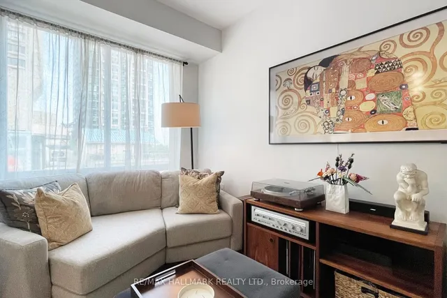 Additional image 7 of 85 Bloor St Unit 1402