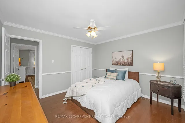 Additional image 30 of 1355 Edgeware Rd