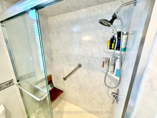 Additional image 20 of 533 Leatherleaf Dr