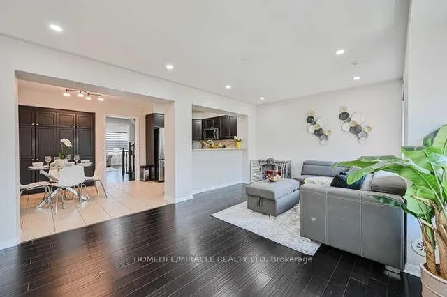 Additional image 22 of 43 Ariel Rd